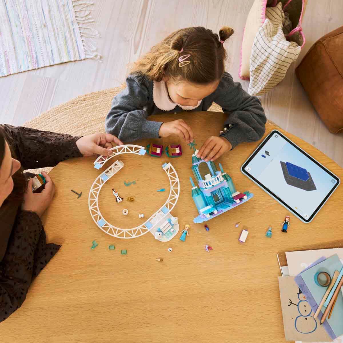 undefined - e1b7d_LEGO_Disney_Karlar_Ulkesi_Elsanin_Buz_Satosu_ve_Ka.jpg