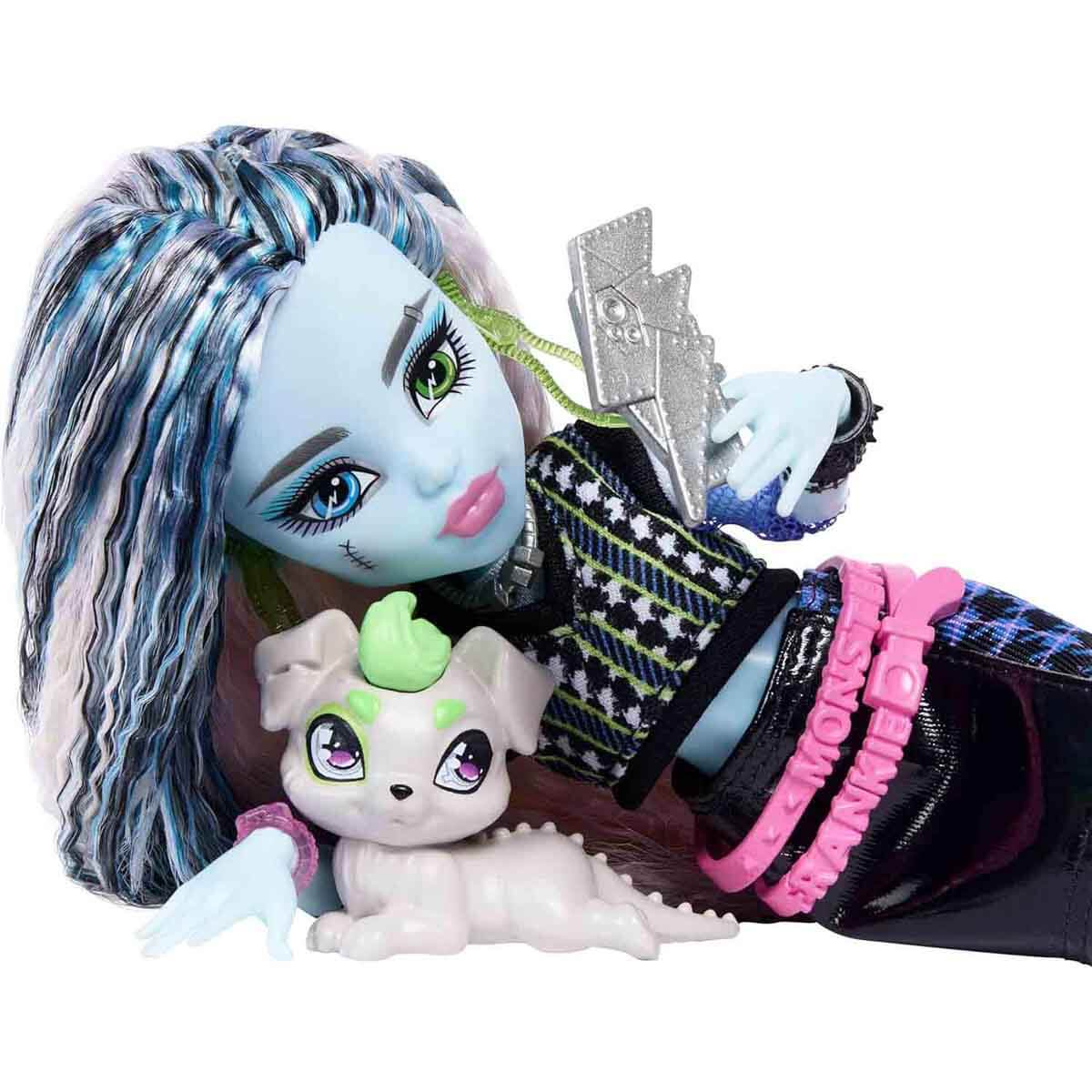 undefined - e34a5_Monster_High_Ana_Karakter_Bebekler_HPD53.jpg