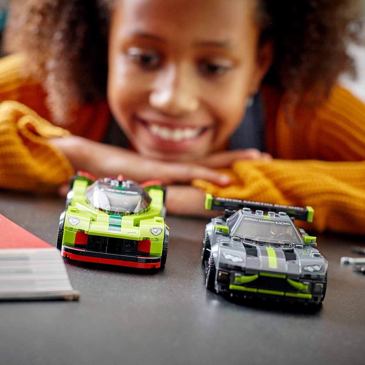 undefined - e4e79_LEGO_Speed_Champions_Aston_Martin_Valkyrie_AMR_Pro.jpg