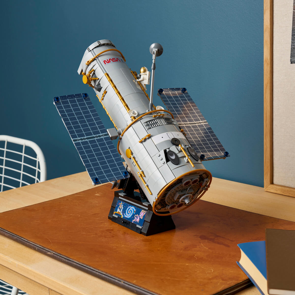 undefined - e5b3e_LEGO_Icons_Hubble_Uzay_Teleskobu_11382.jpg