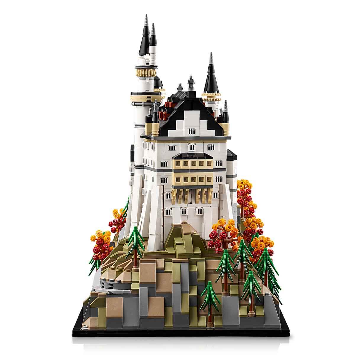 undefined - e641a_LEGO_Architecture_Neuschwanstein_Satosu_21063_.jpg