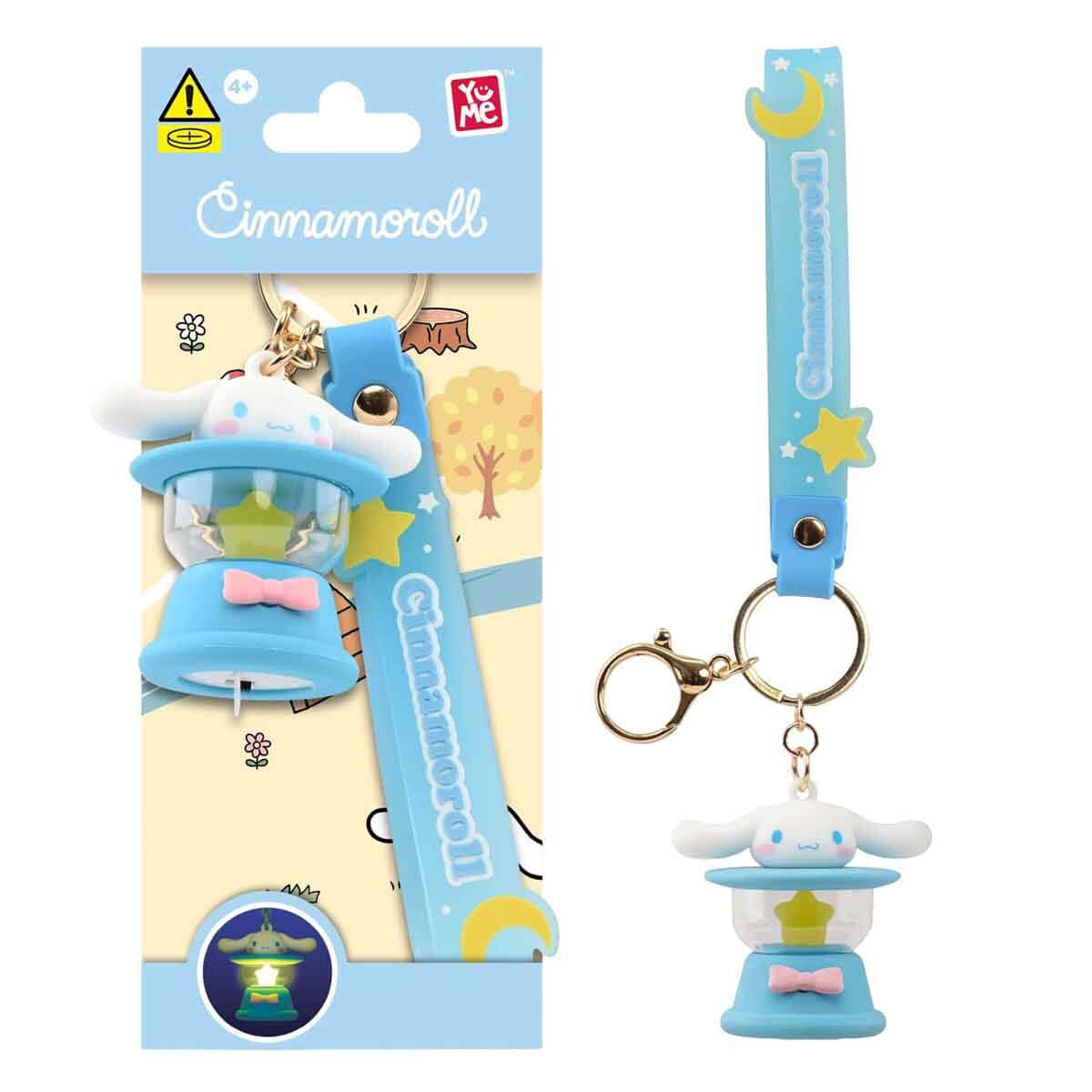 undefined - e6688_Isikli_Hello_Kitty_Camping_Lamba_Anahtarlik.jpg