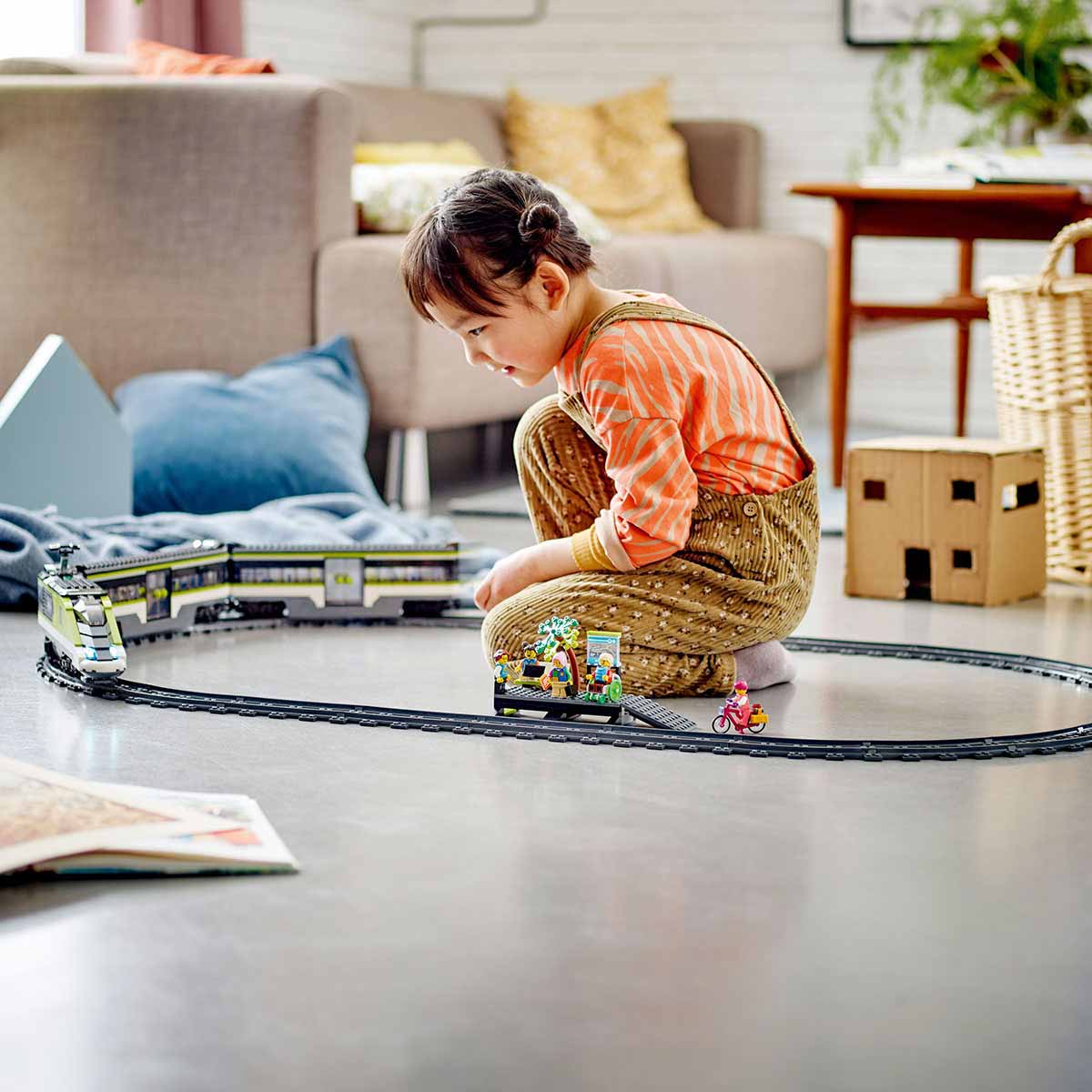 undefined - e676b_LEGO_City_Ekspres_Yolcu_Treni_60337.jpg