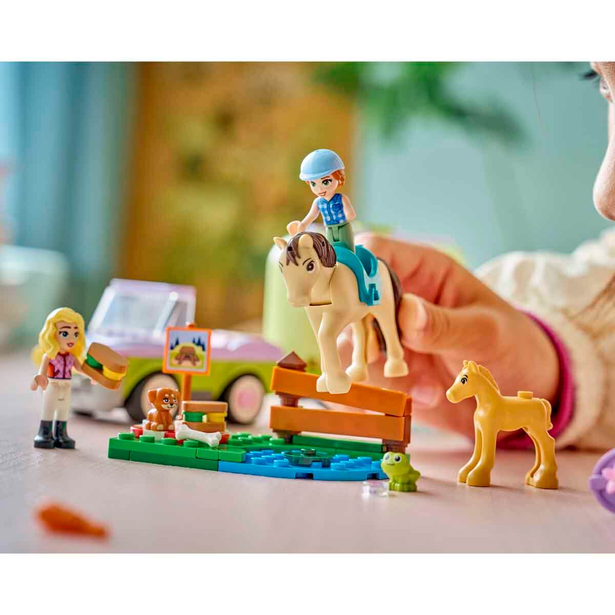 undefined - e8522_LEGO_Friends_At_ve_Tay_Romorku_42695_.jpg