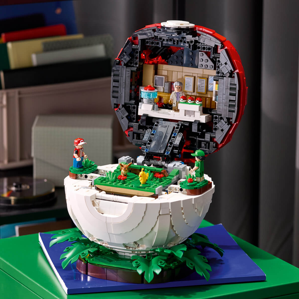 undefined - e8679_LEGO_Pokemon_Ikonik_Egitmen_Anlari_Poke_Topu_72154.jpg