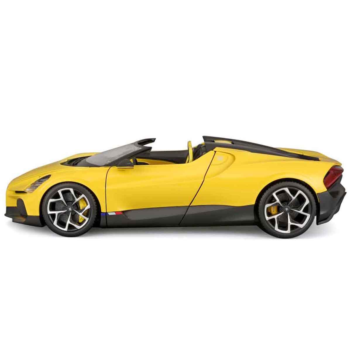 undefined - eb7e2_1:18_Bugatti_Mistral_Sari_Model_Araba.jpg