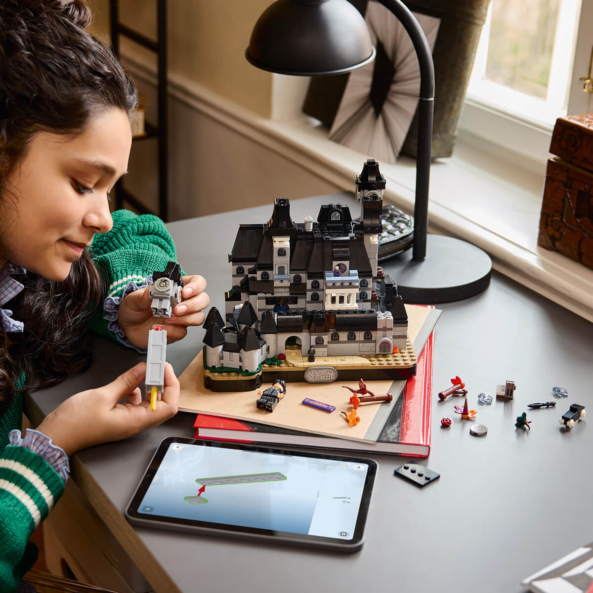 undefined - ebec4_LEGO_Wednesday_Nevermore_Akademisi_76788.jpg