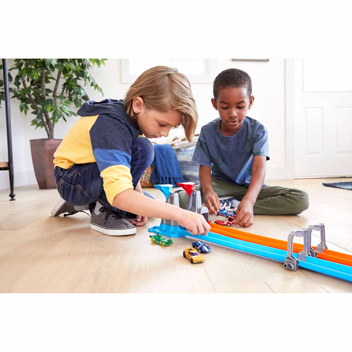 undefined - ec443_Hot_Wheels_Cift_Cemberde_Depar_Pist_Seti_GFH85.jpg
