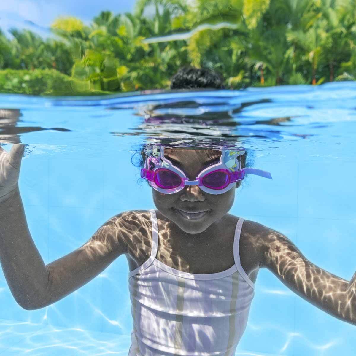 undefined - eee10_Minnie_Pembe_Deniz_Gozlugu_.jpg