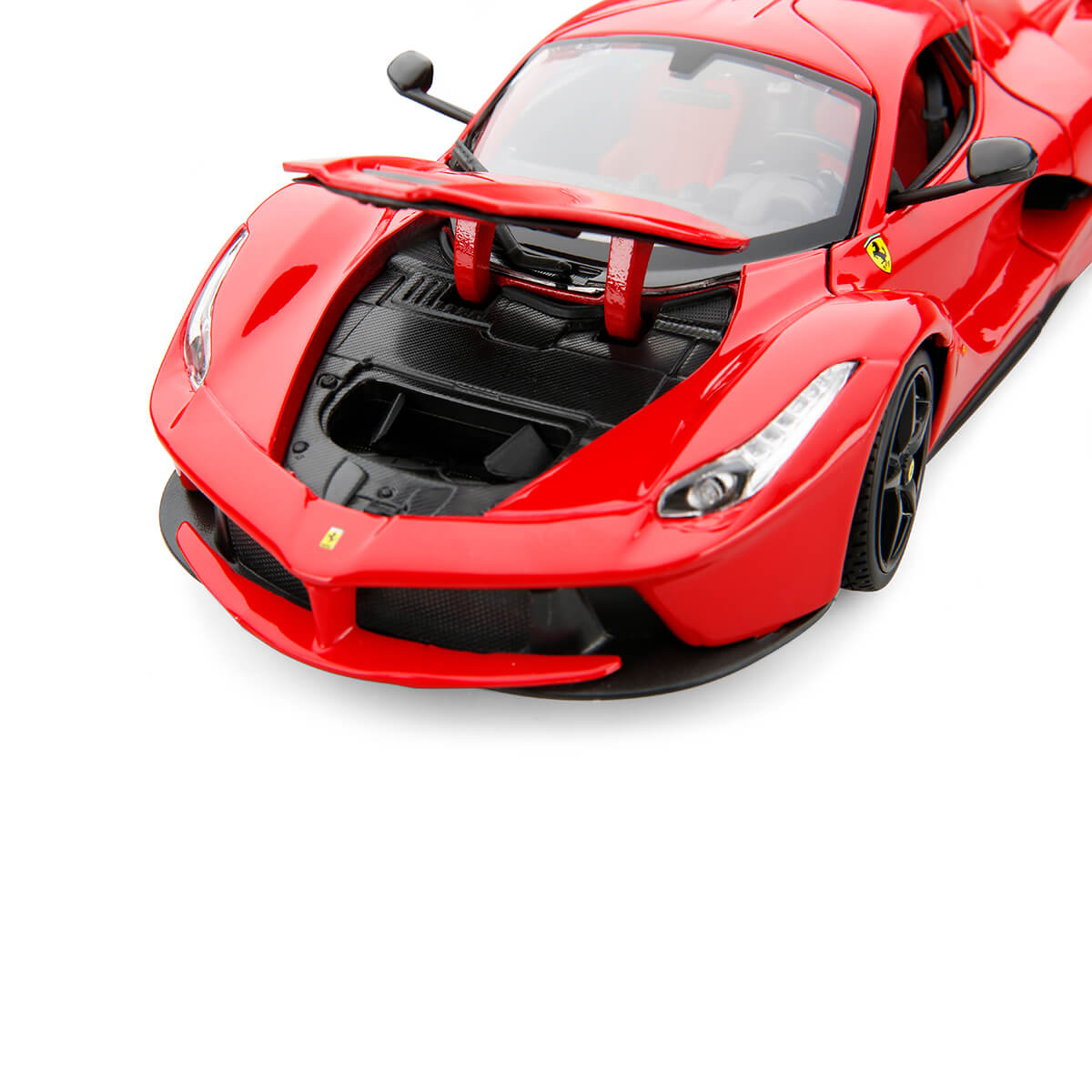 undefined - efcd1_1:18_Ferrari_Laferrari_Araba.jpg