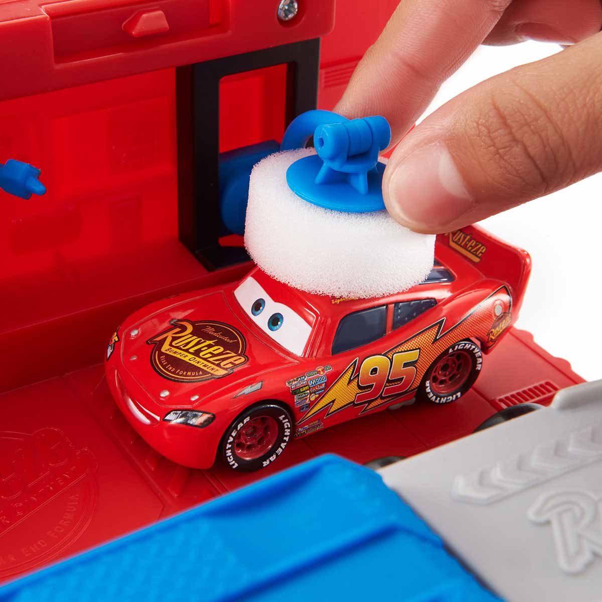 undefined - f090e_Disney_Pixar_Cars_Donusturulebilir_Mack_Oyun_Seti_.jpg