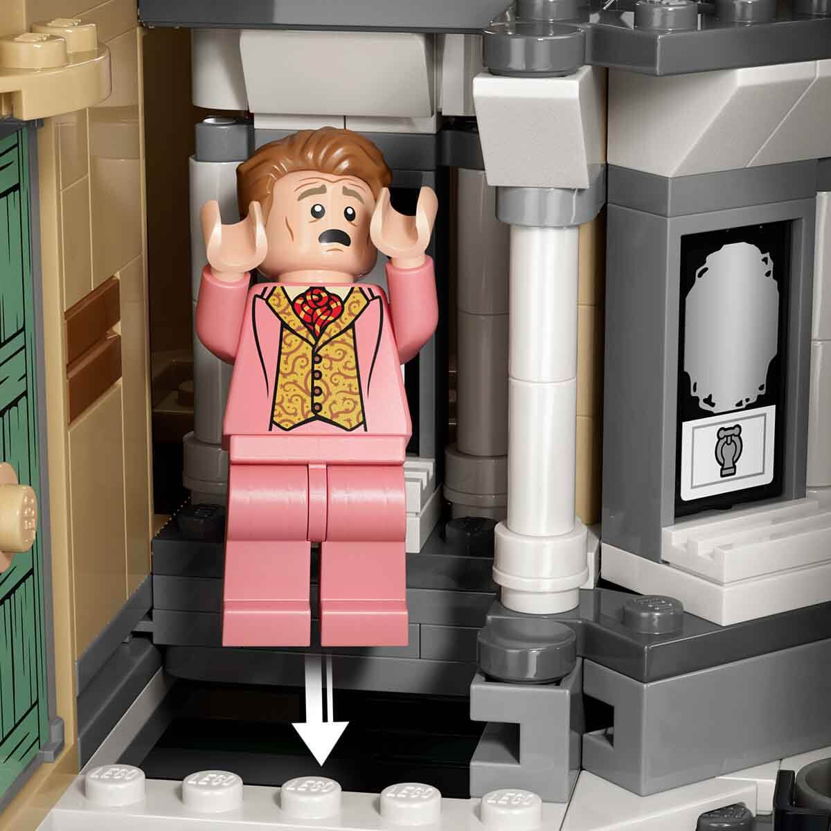 undefined - f1c84_LEGO_Harry_Potter_Hogwarts_Satosu__Dogu_Kanadi_764.jpg