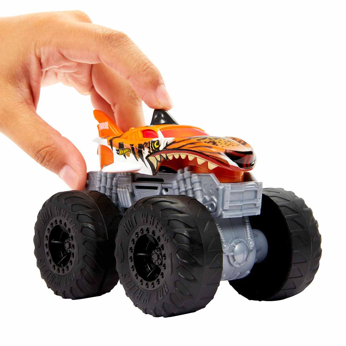 undefined - f3150_Hot_Wheels_Monster_Trucks_Kukreyen_Arabalar_Serisi.jpg