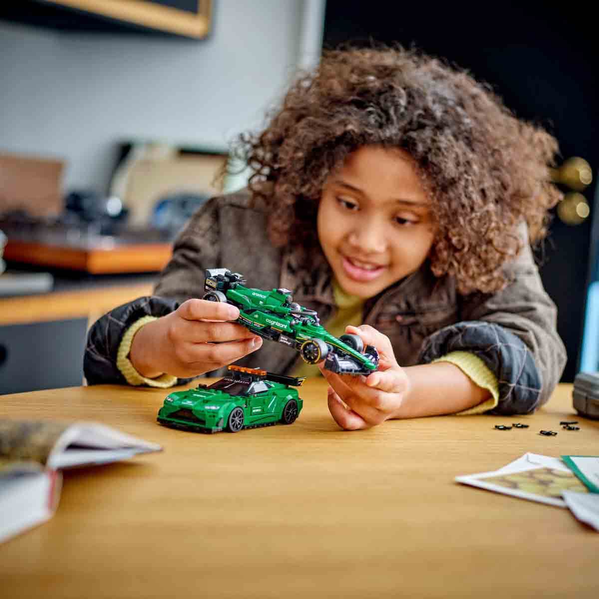 undefined - f3927_LEGO_Speed_Champions_Aston_Martin_Guvenlik_Araci_v.jpg