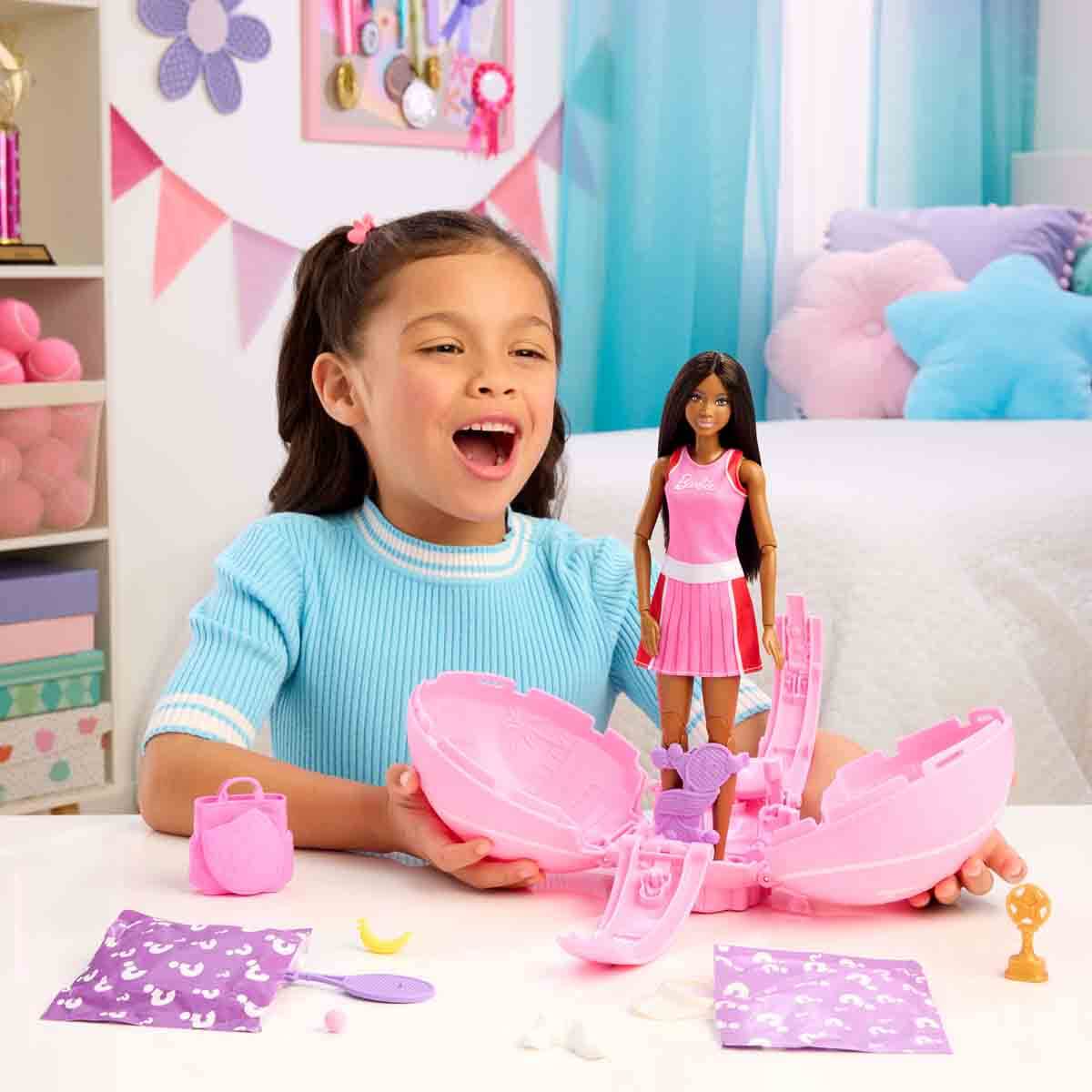 undefined - f56ae_Barbie_Team_Barbie_Roll_amp__Reveal_Tenisci_Bebek_.jpg
