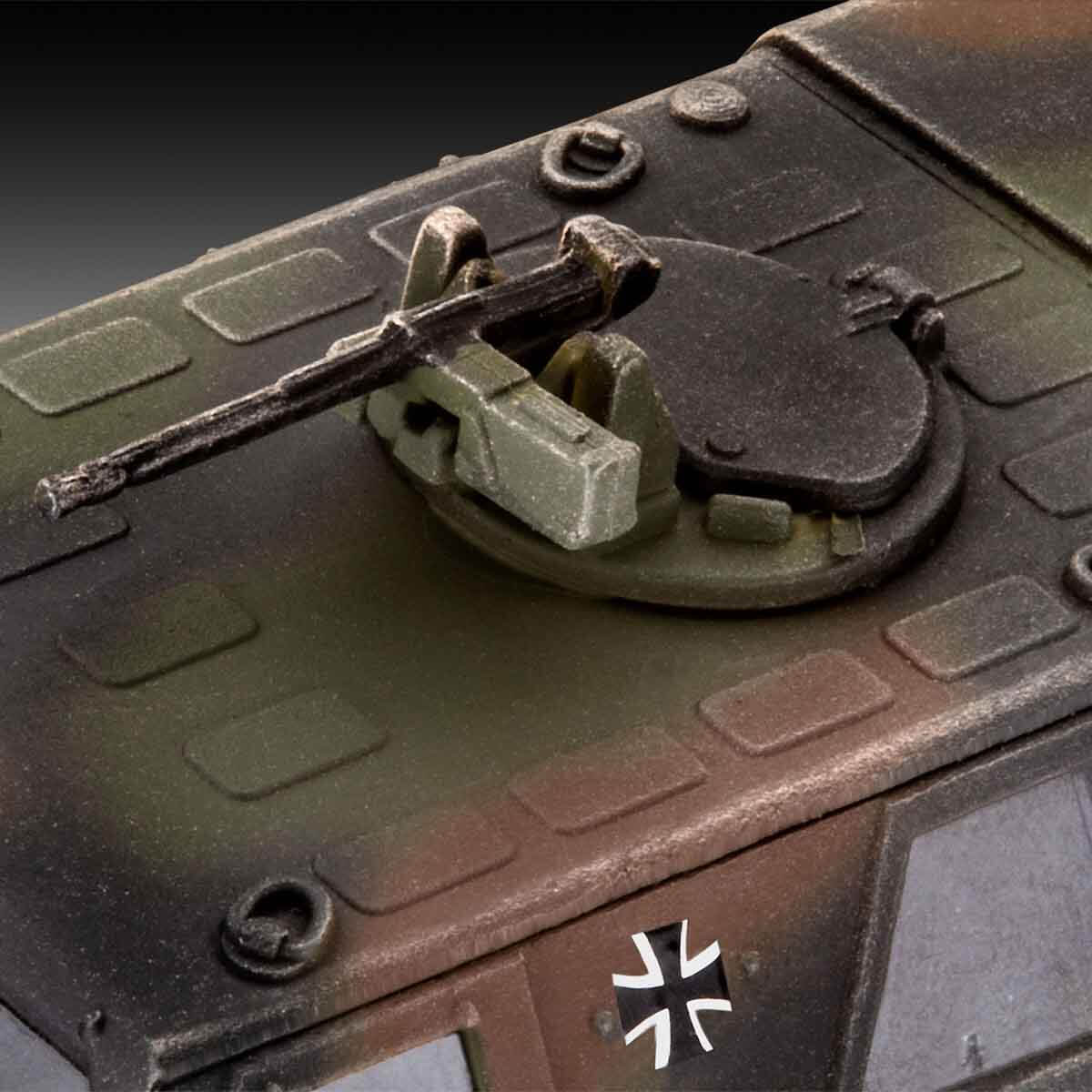 undefined - f57fb_Revell_172_ATF_Dingo_1_VSO03345.jpg