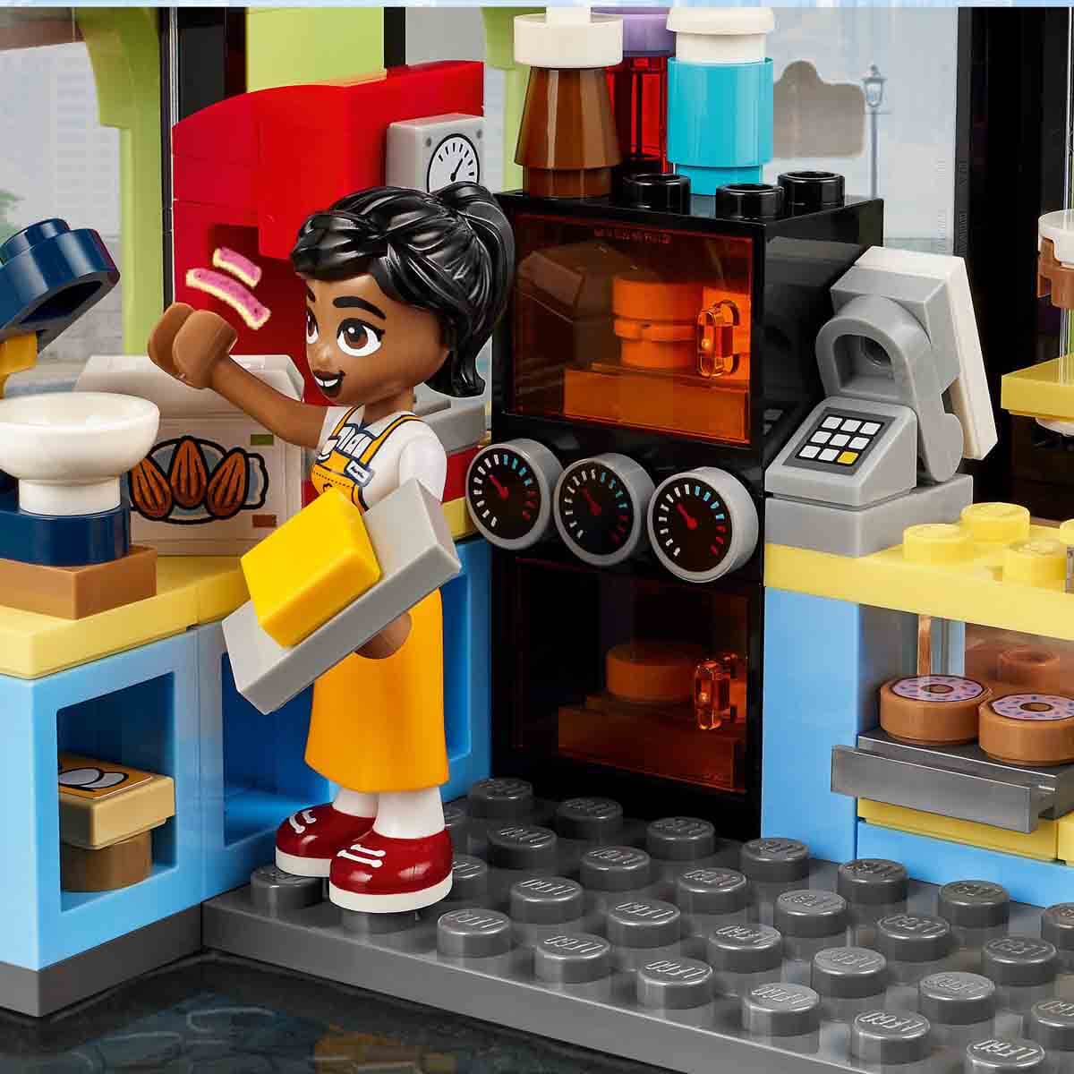 undefined - f61e7_LEGO_Friends_Heartlake_City_Kafesi_42618_.jpg