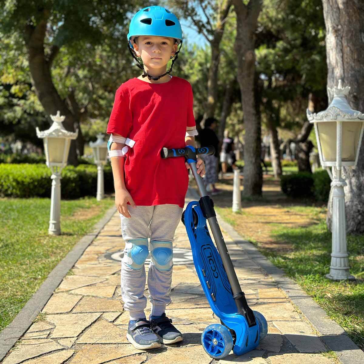 undefined - f649f_Cool_Wheels_3_Tekerlekli_Isikli_Maxi_Scooter_Mavi.jpg