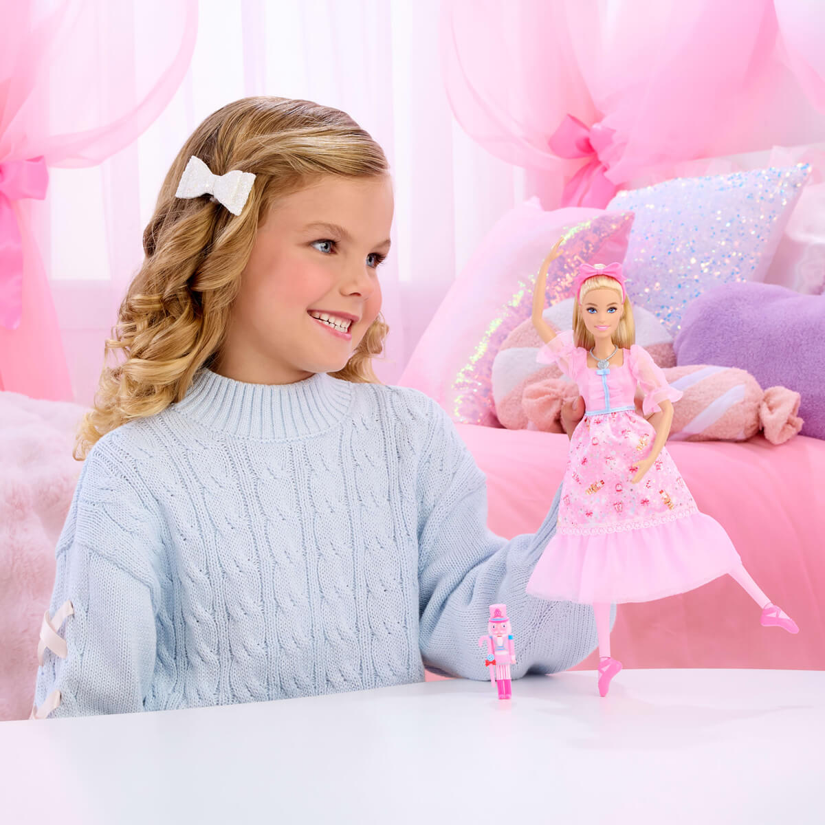 undefined - f67f6_Barbie_Findikkiran_Balesi_Clara_JLW51.jpg