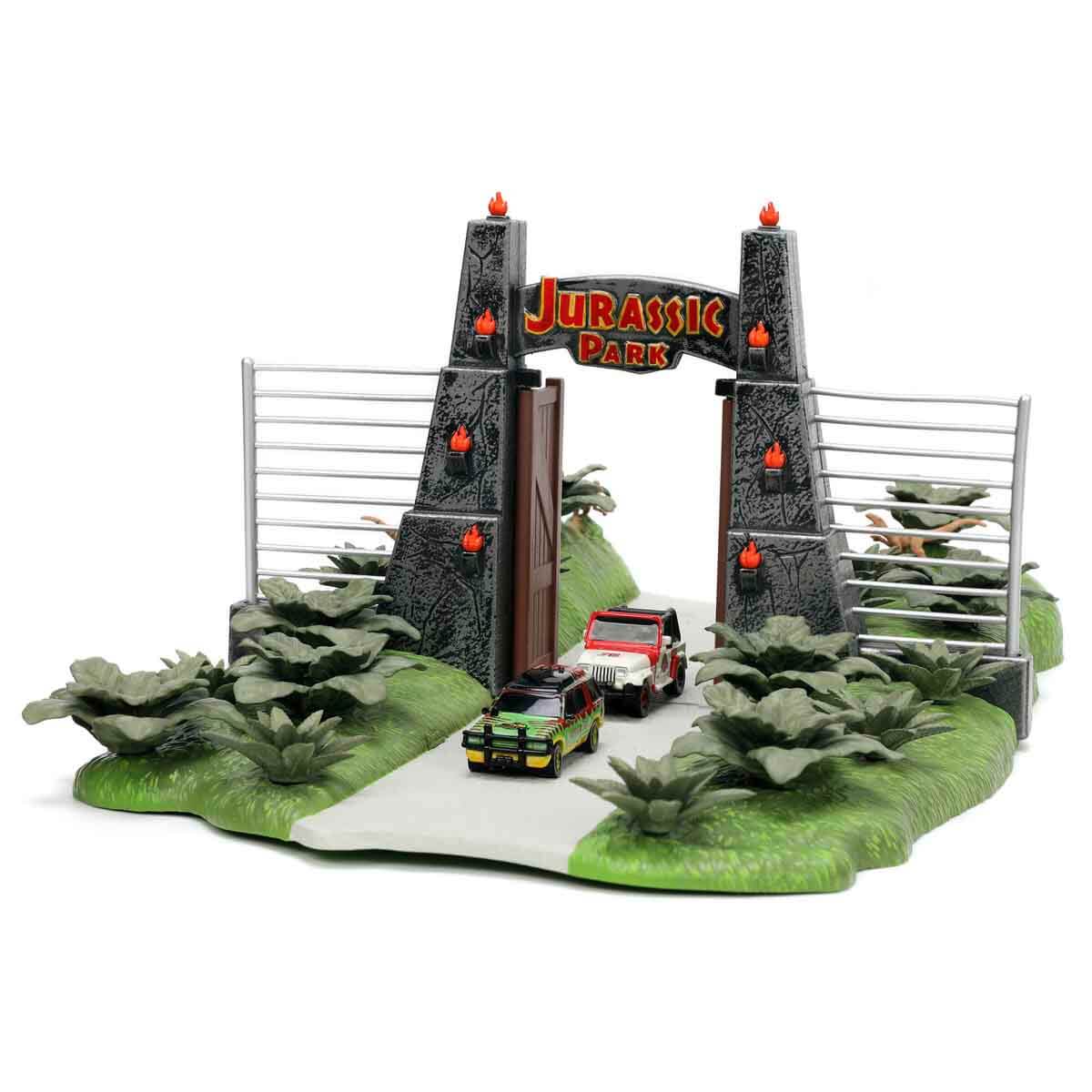 undefined - f6e00_Jurassic_Park_30._Yil_Donumu_Die_Cast_Nano_Diorama.jpg