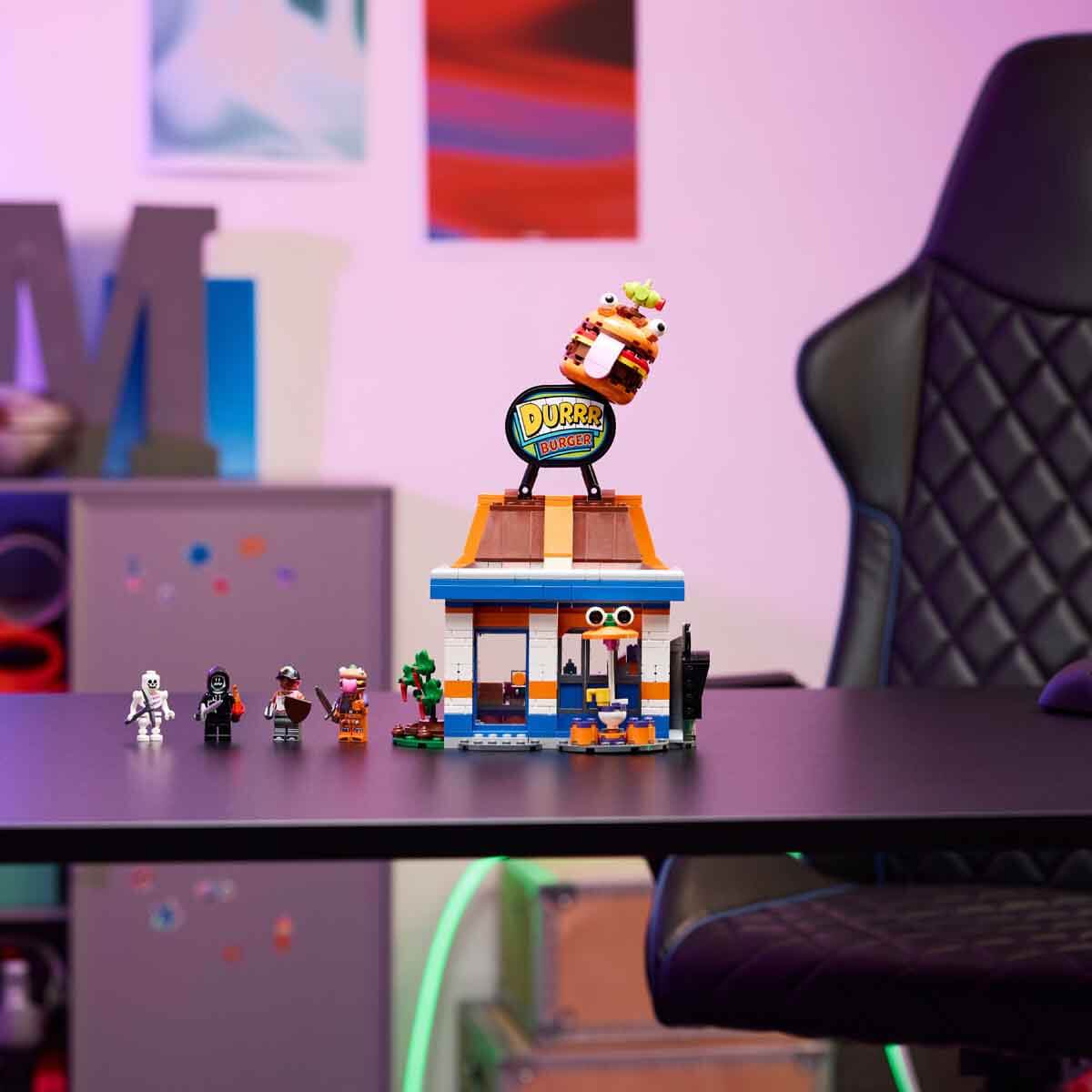 undefined - f839a_LEGO_Fortnite_Durrr_Burger_Restorani_77076_.jpg