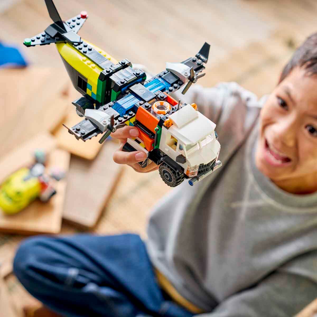 undefined - f9256_LEGO_City_Ucak_Servis_Kamyonu_ve_Hoverkraft_Karisi.jpg