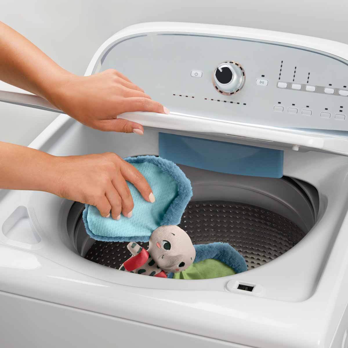 undefined - fa634_Fisher_Price_Koca_Kulakli_Pelus_Dostum_HKD63.jpg