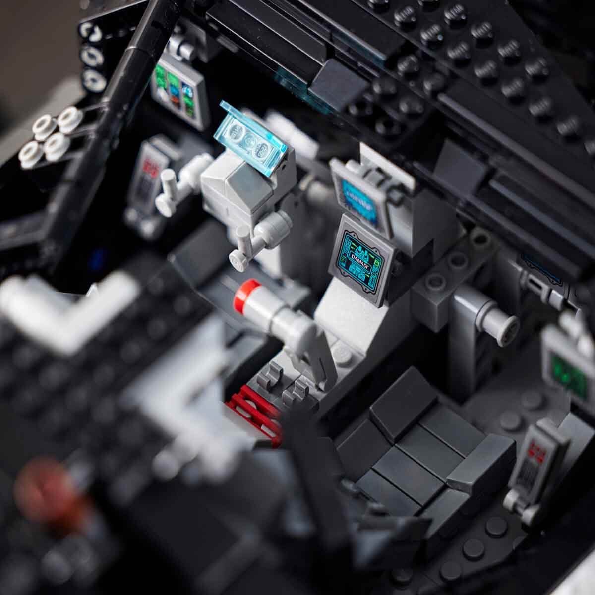 undefined - fbefc_LEGO_DC_Comics_Super_Heroes_Batmobile_Tumbler.jpg