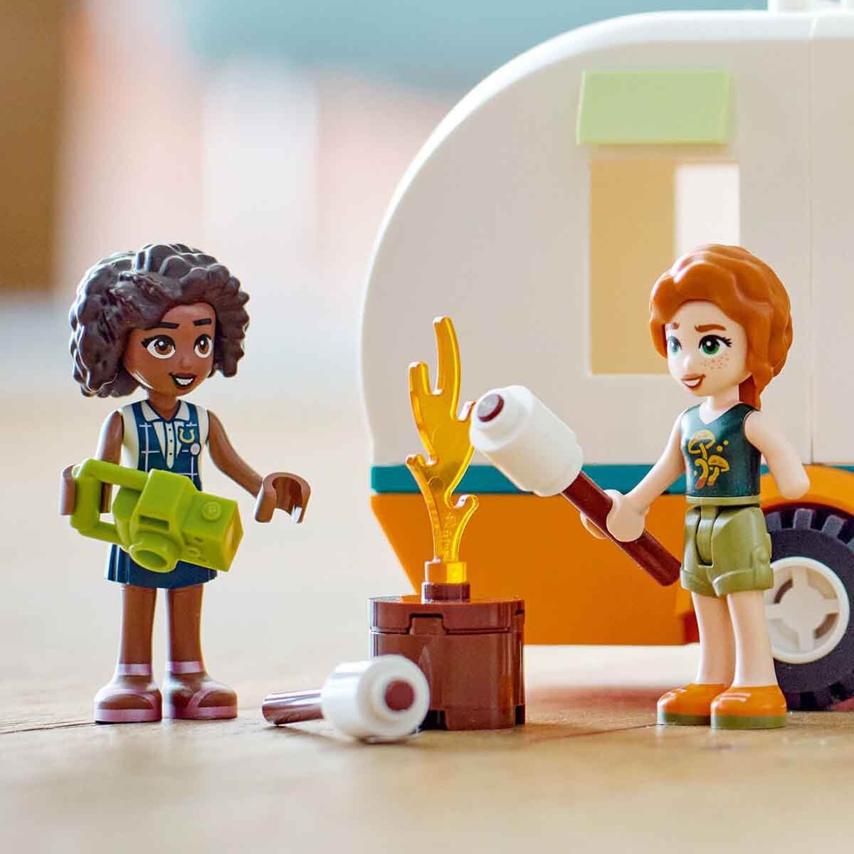 undefined - fce70_LEGO_Friends_Kamp_Tatili_41726.jpg