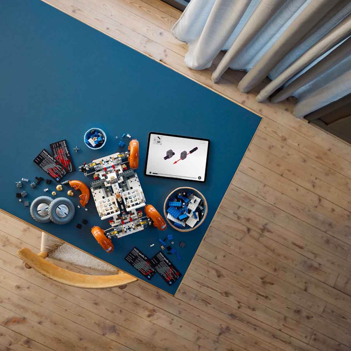 undefined - fd949_LEGO_Technic_NASA_Apollo_Ay_Tasiti__LRV_42182_.jpg
